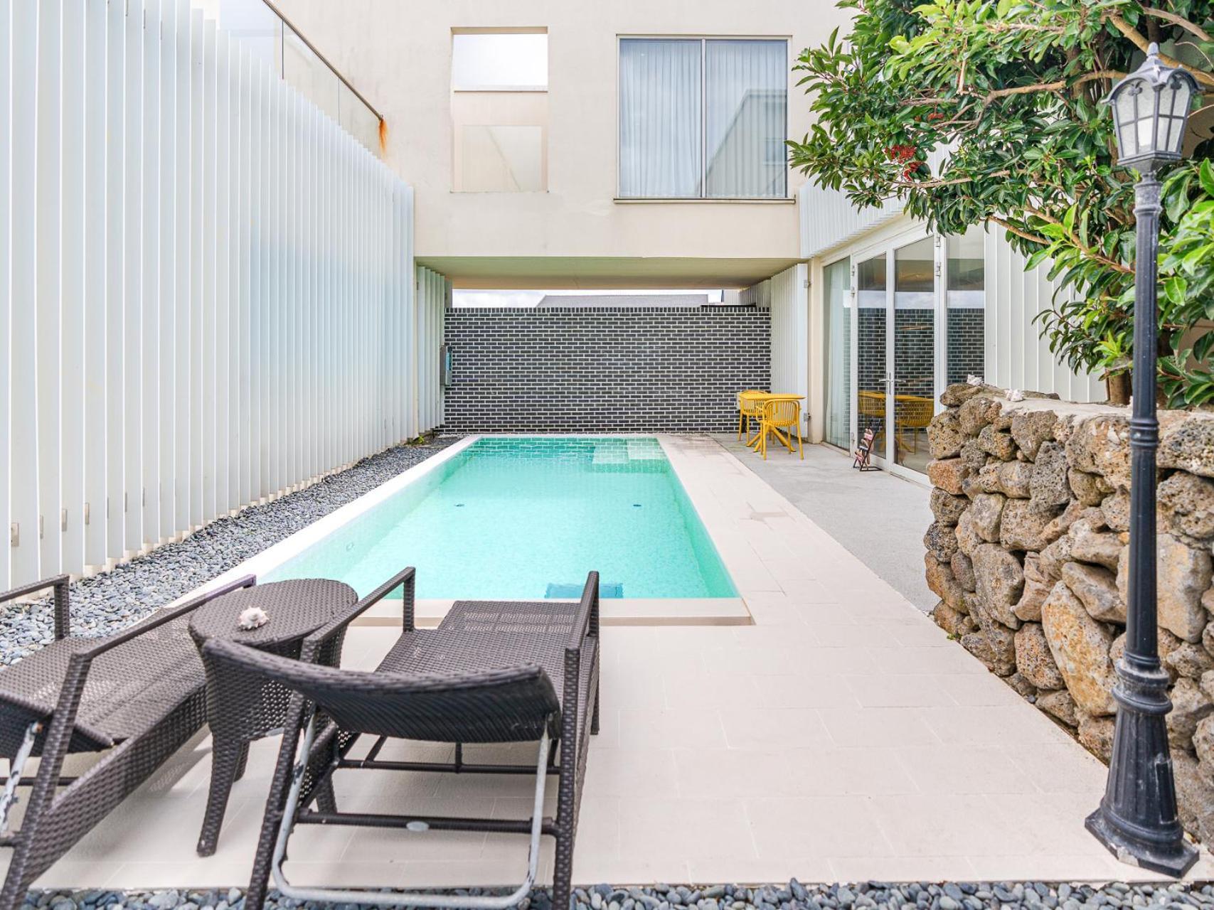 Boutique Pool Villa Namib Jeju Bagian luar foto