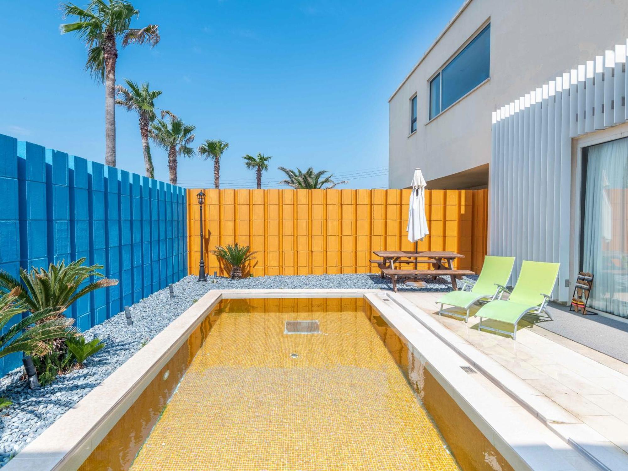 Boutique Pool Villa Namib Jeju Bagian luar foto