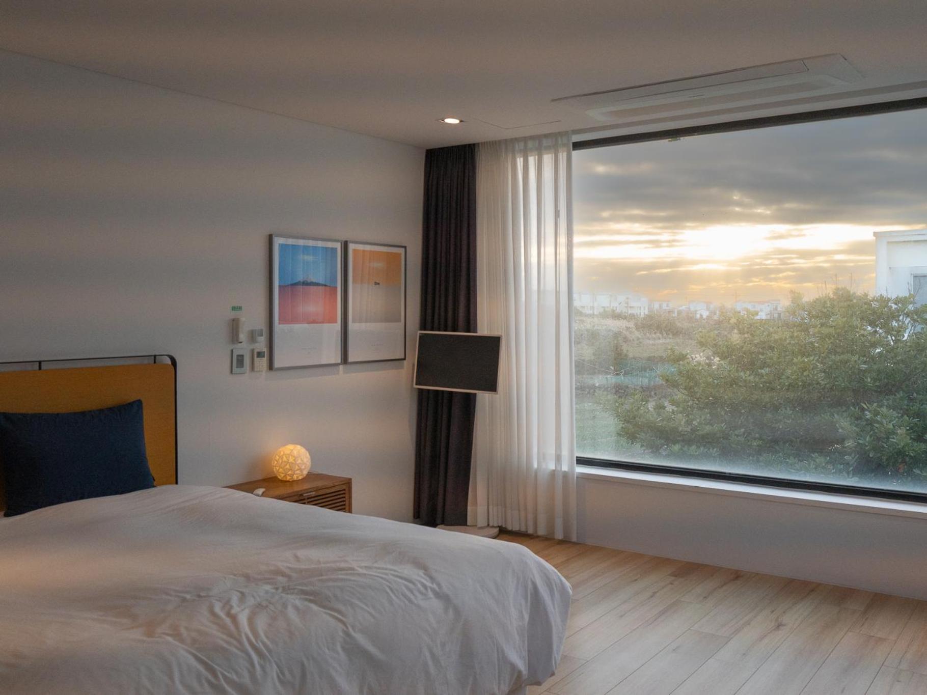 Boutique Pool Villa Namib Jeju Bagian luar foto