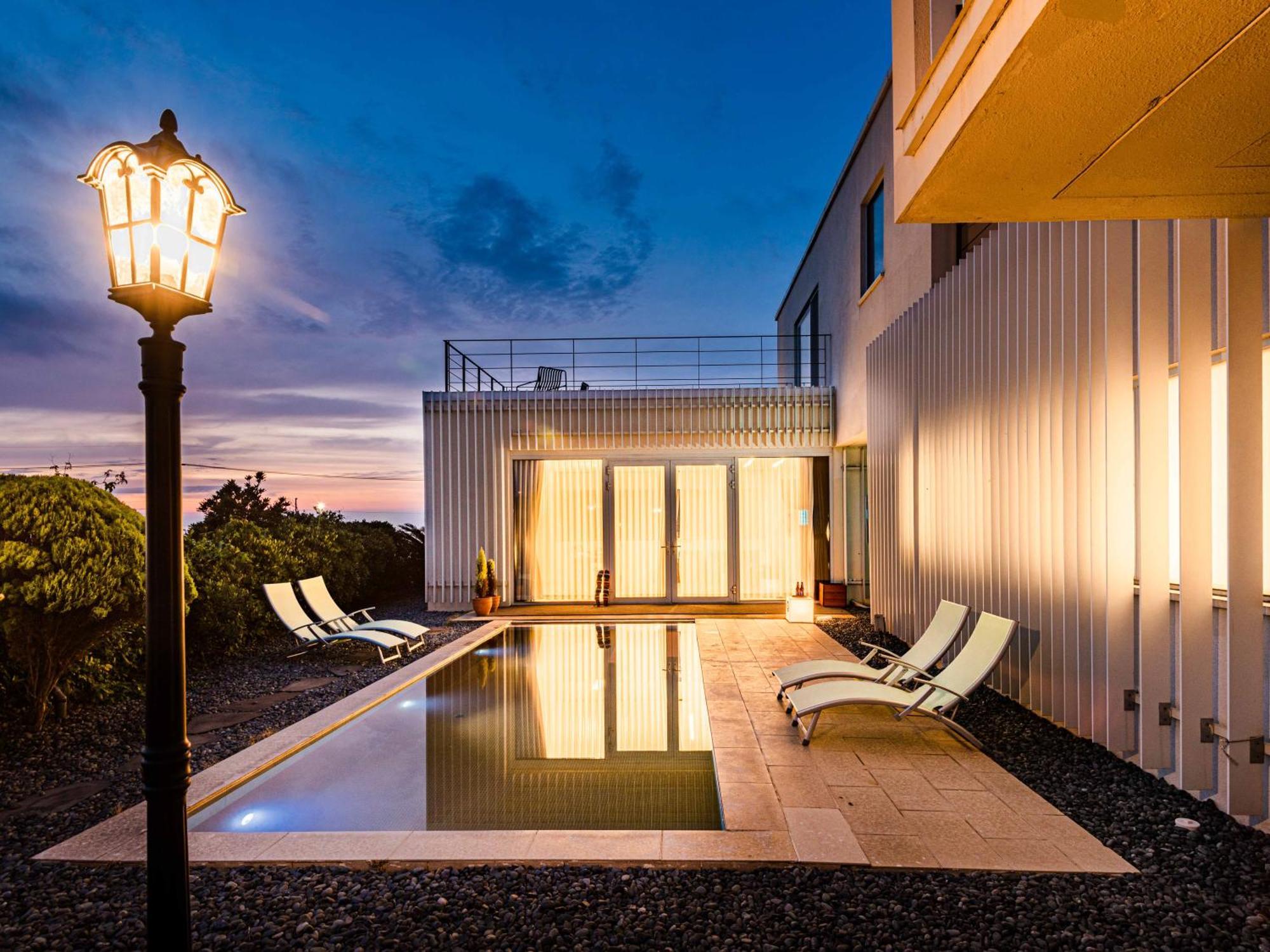 Boutique Pool Villa Namib Jeju Bagian luar foto