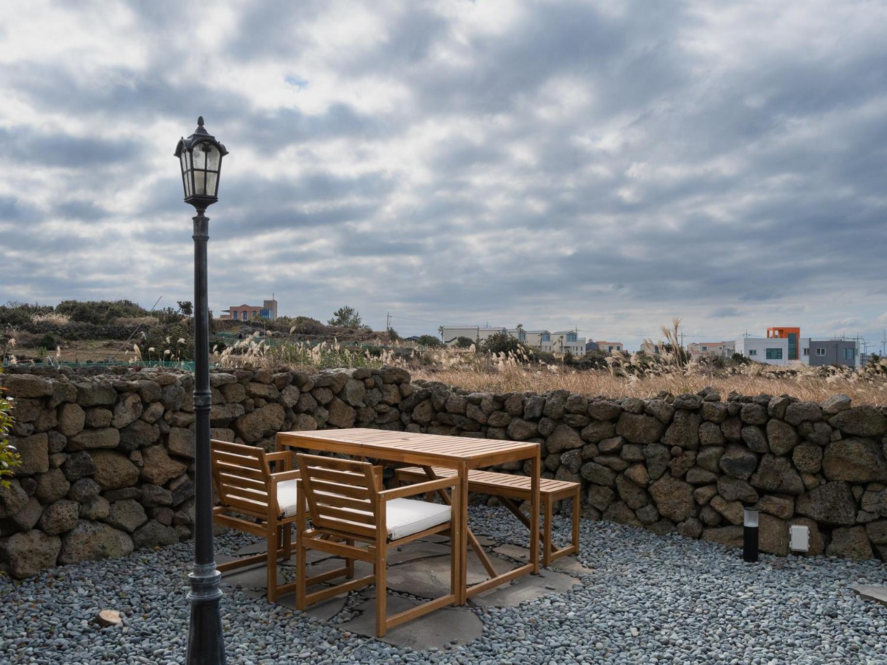 Boutique Pool Villa Namib Jeju Bagian luar foto