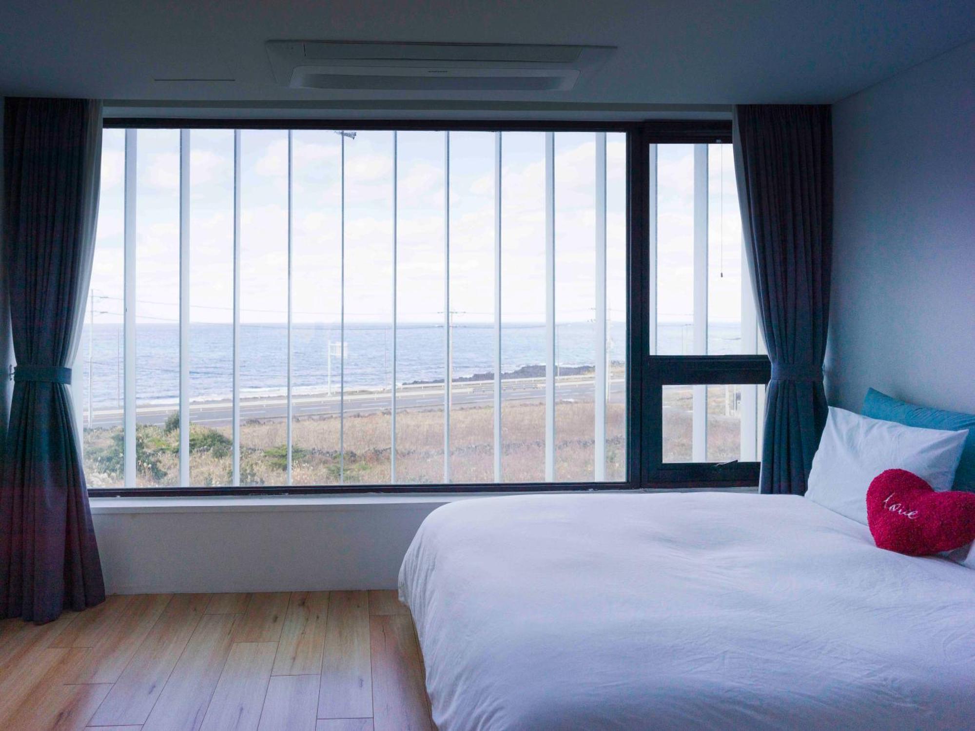 Boutique Pool Villa Namib Jeju Bagian luar foto